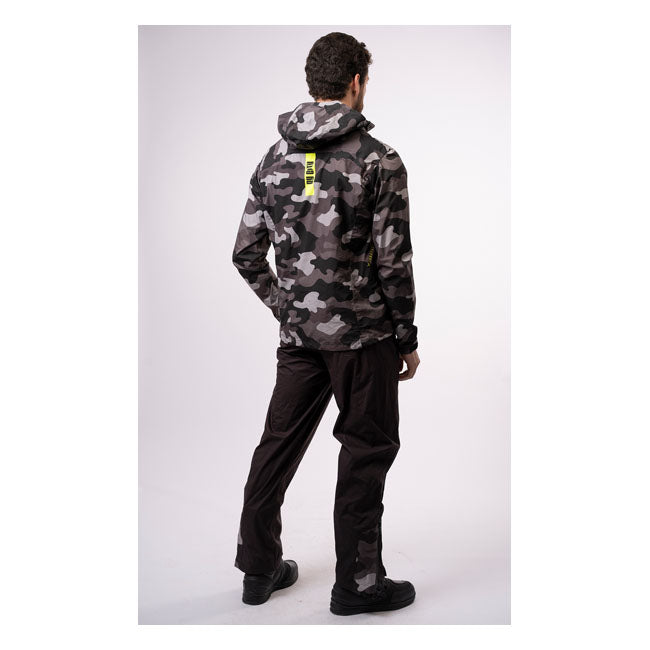 By City Chubasquero militar