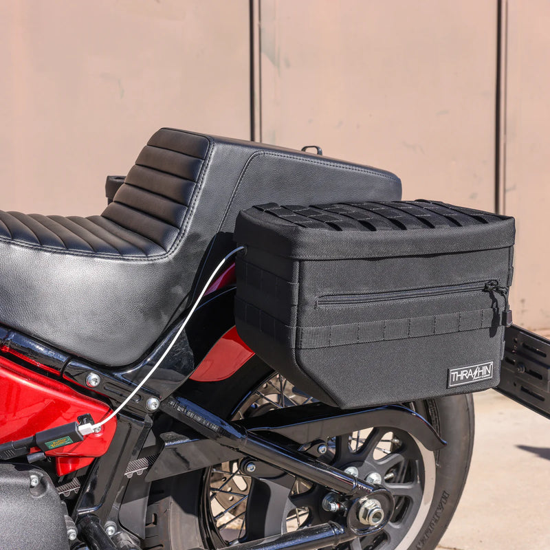 Thrashin Supply Escape 18L Juego de alforjas para motocicleta tipo throw-over