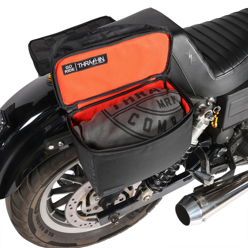 Thrashin Supply Essential Base 10L Juego de alforjas para motocicleta