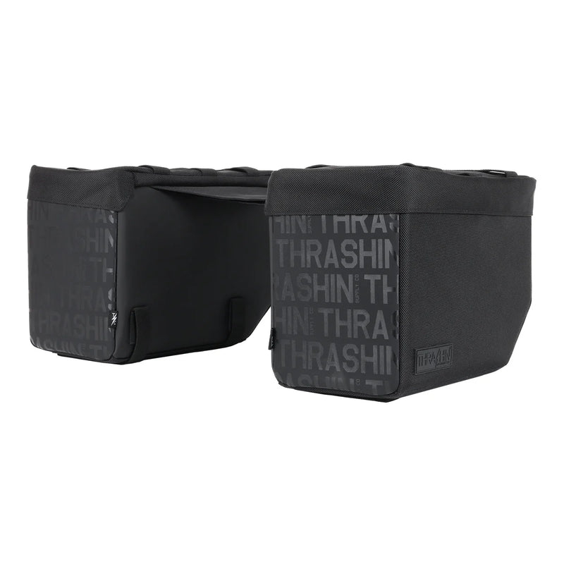 Thrashin Supply Essential Base 10L Juego de alforjas para motocicleta