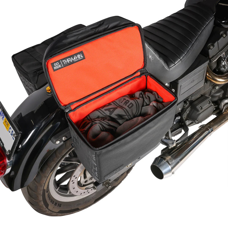 Thrashin Supply Escape Base 18L Juego de alforjas para motocicleta tipo throw-over