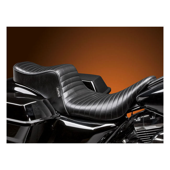 Le Pera Cherokee 2-Up Seat for Harley 08-25 Touring (excl. 23-25 CVO; 24-25 Road Glide / Street Glide) / Pleated Black  - Customhoj