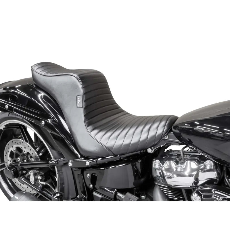 Le Pera Cherokee 2-Up Seat for Harley 18-22 Softail Breakout / Pleated Black  - Customhoj