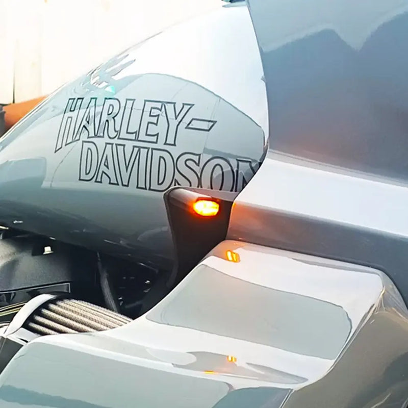 Carenado Dominator ST Deflector de viento Intermitentes LED para Harley